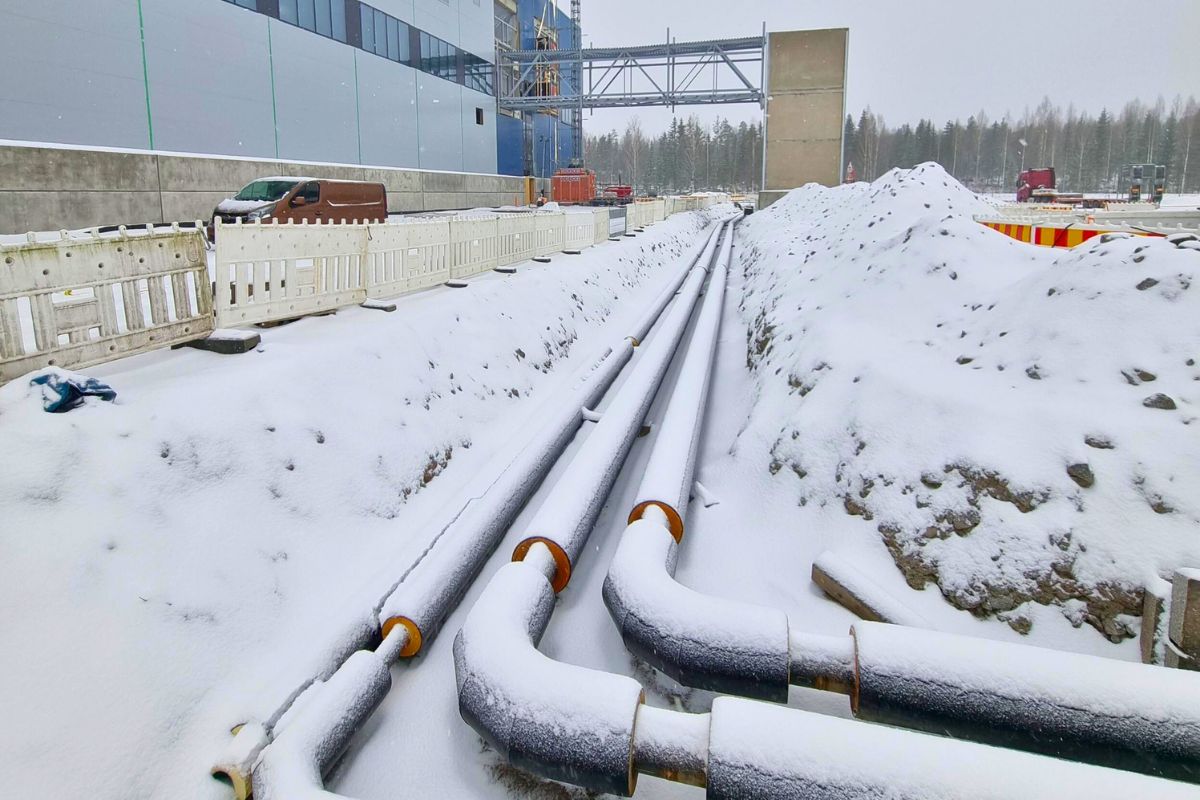 Suomen suurin kaukolämmön paluulämmitysratkaisu Onnisen ja K-Auton rakenteilla olevaan logistiikkakeskus Onnelaan Hyvinkäälle